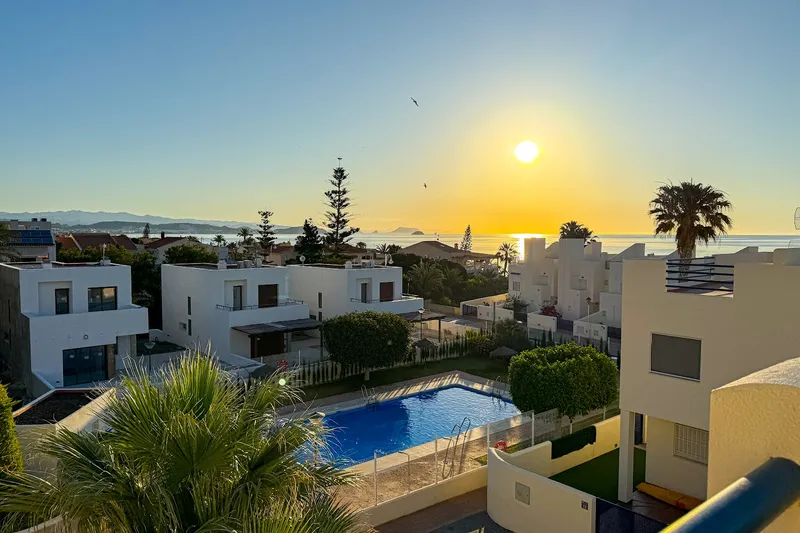 Apartamento en Marina Beach con vistas al mar y piscina en Cuevas del Almanzora