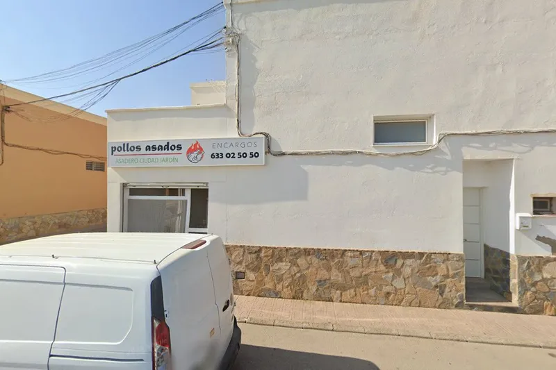 Asadero de pollos Ciudad Jardín en Pulpí