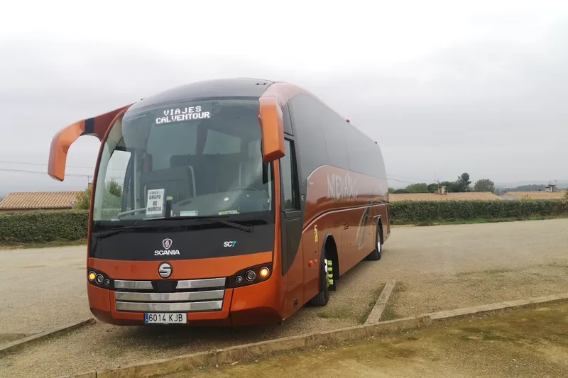 Autocares y Microbuses Nievabus en Huércal-Overa