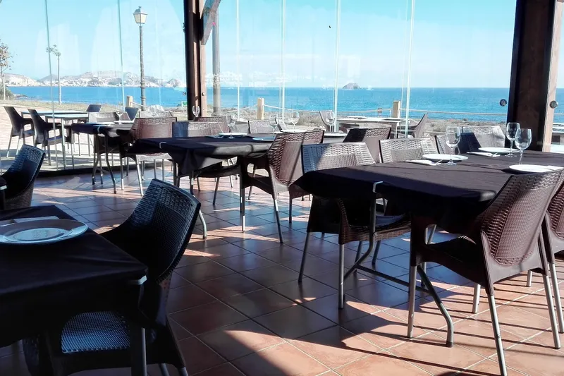 Bar restaurante La Entrevista en Pulpí
