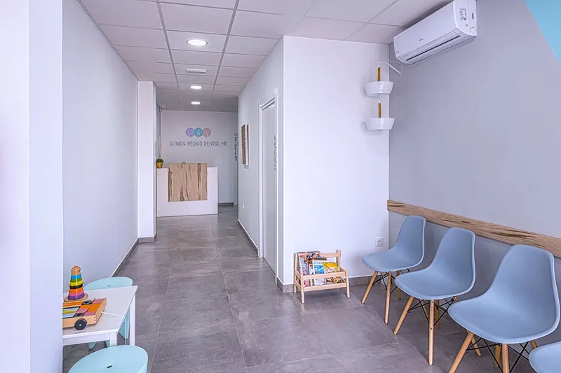 Clínica Médico Dental MR en Pulpí