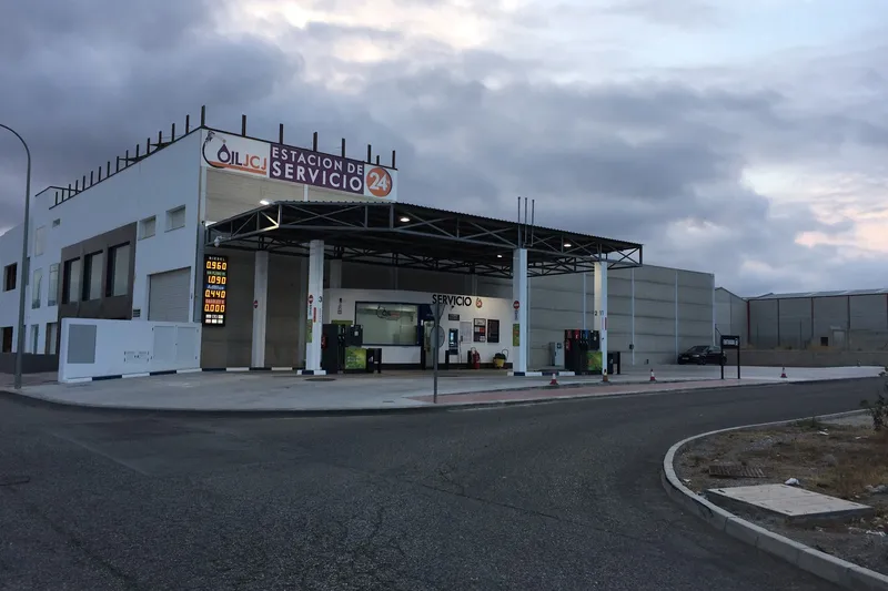Estacion de servicio OilJCJ en Huércal-Overa