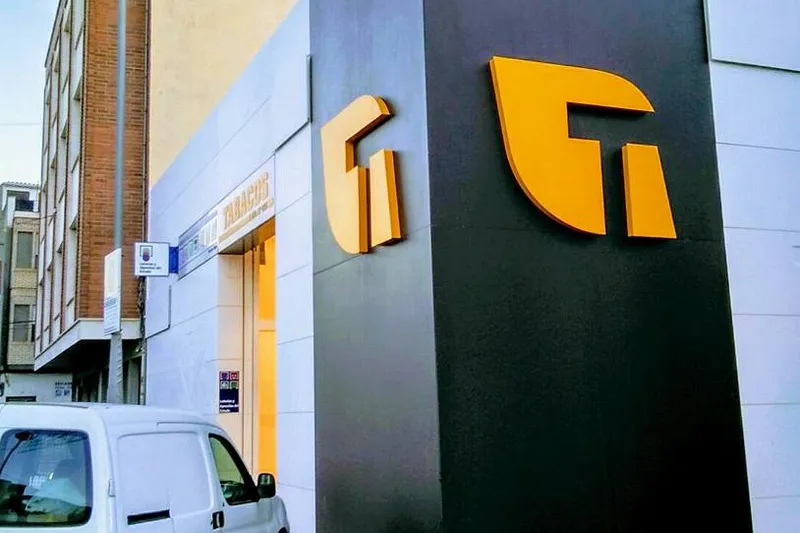 Estanco n°4 en Huércal-Overa