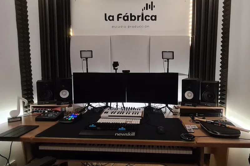 Estudio La Fábrica en Cuevas del Almanzora