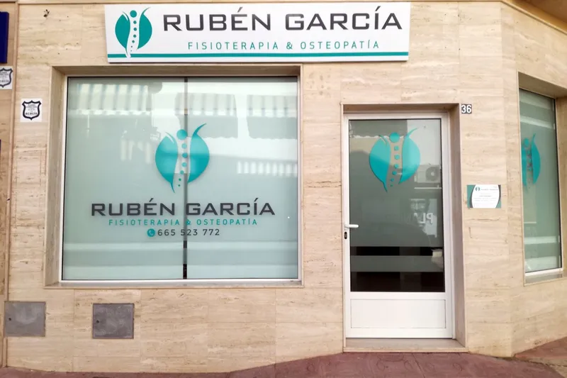 Fisioterapia y Osteopatía. Rubén García en Cuevas del Almanzora