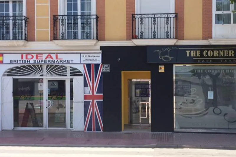 Ideal British Supermarket en Huércal-Overa