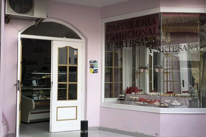 Pastelería Isabel Asensio en Huércal-Overa