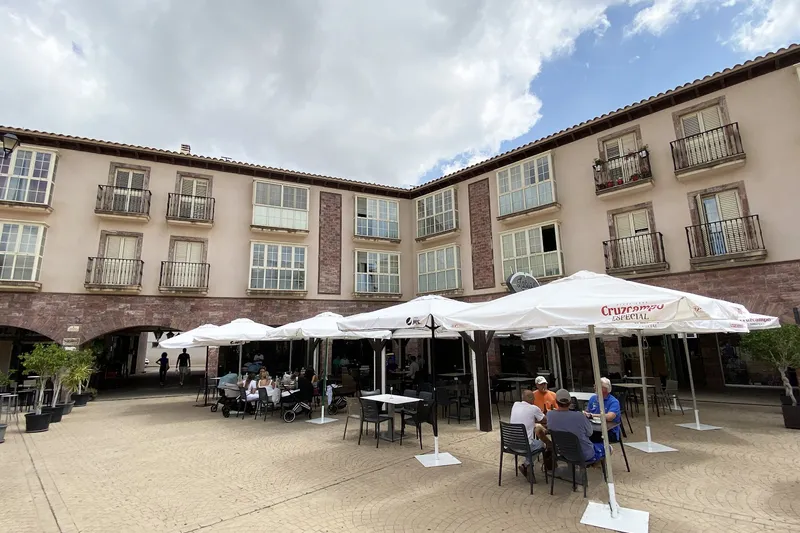RESTAURANTE LABIOS PLAZA en Huércal-Overa