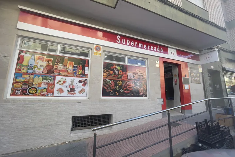 Supermercado R10 en Huércal-Overa